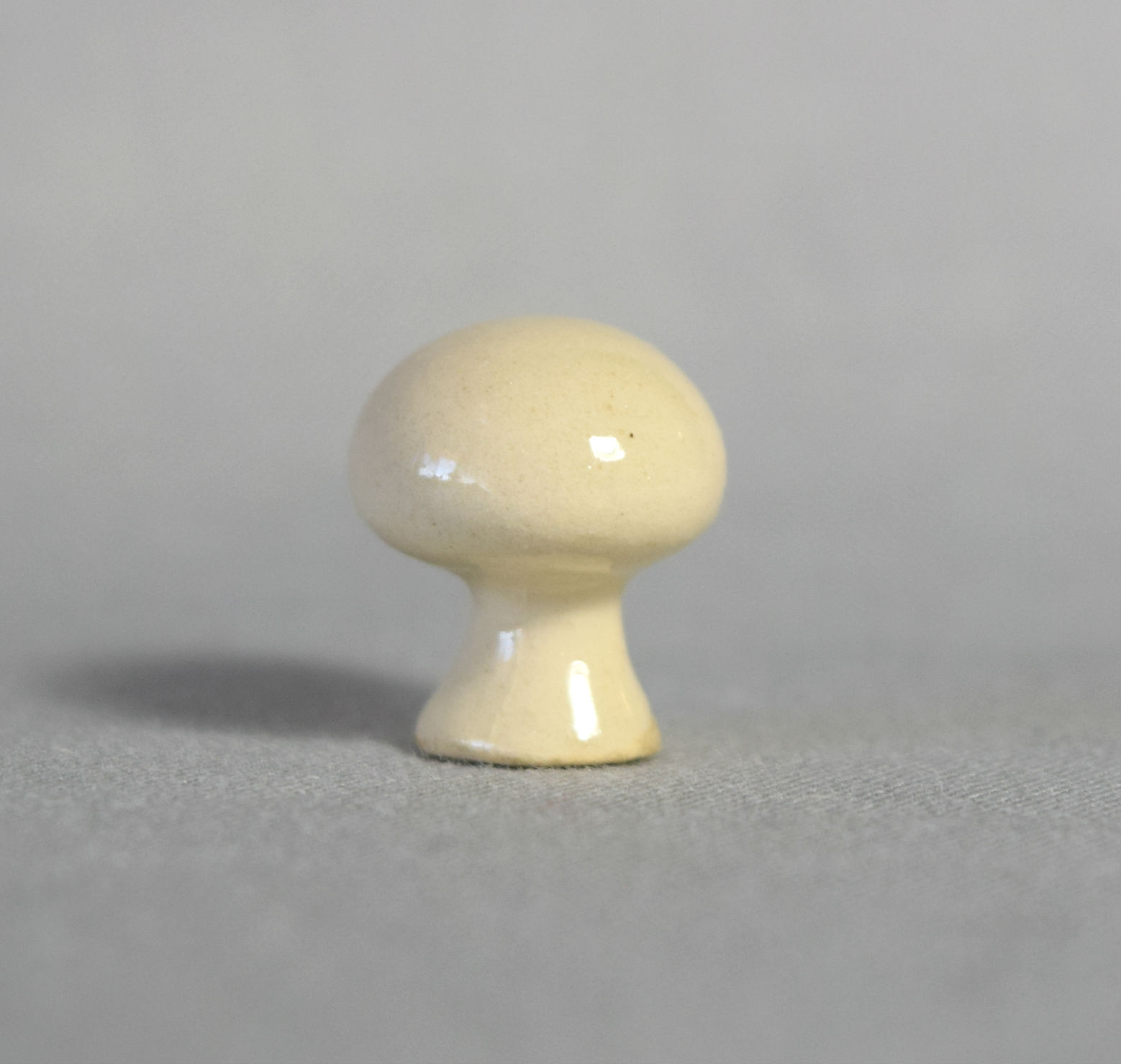 Mushroom, Small-image