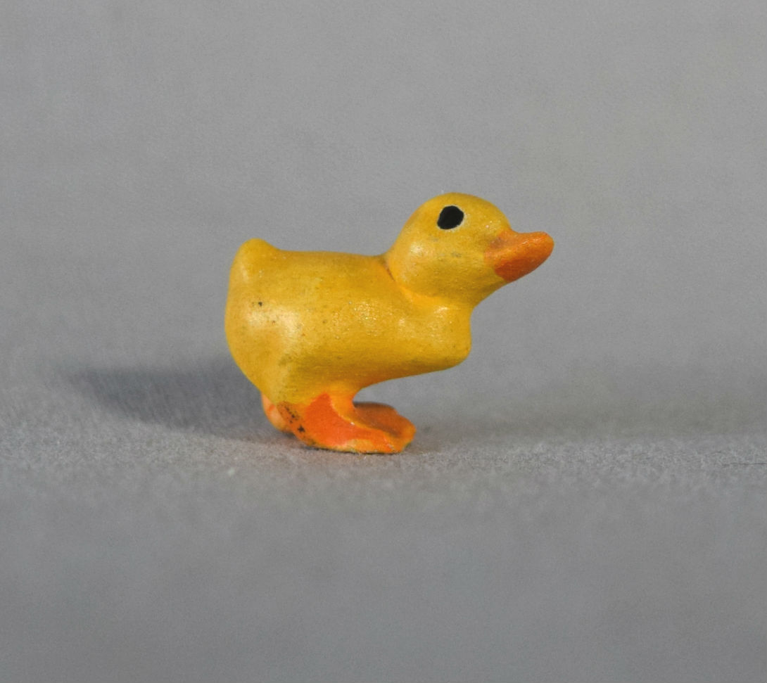 Duck Baby, crouching-image