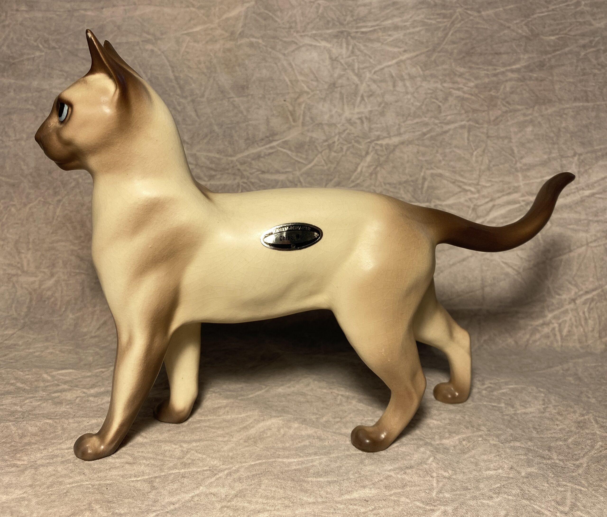 Cat, standing "Ching Wu"-image